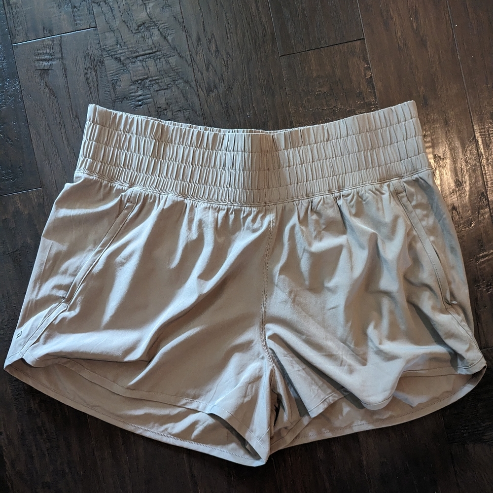 Abercrombie & Fitch High Rise Shorts